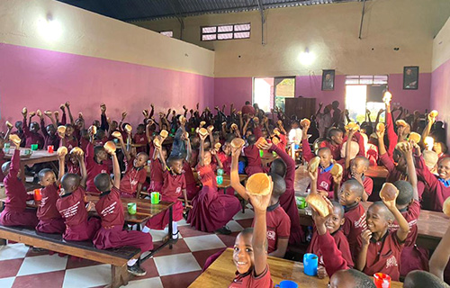 Brotbackofen für Pre & Primary School MSFS Bukene